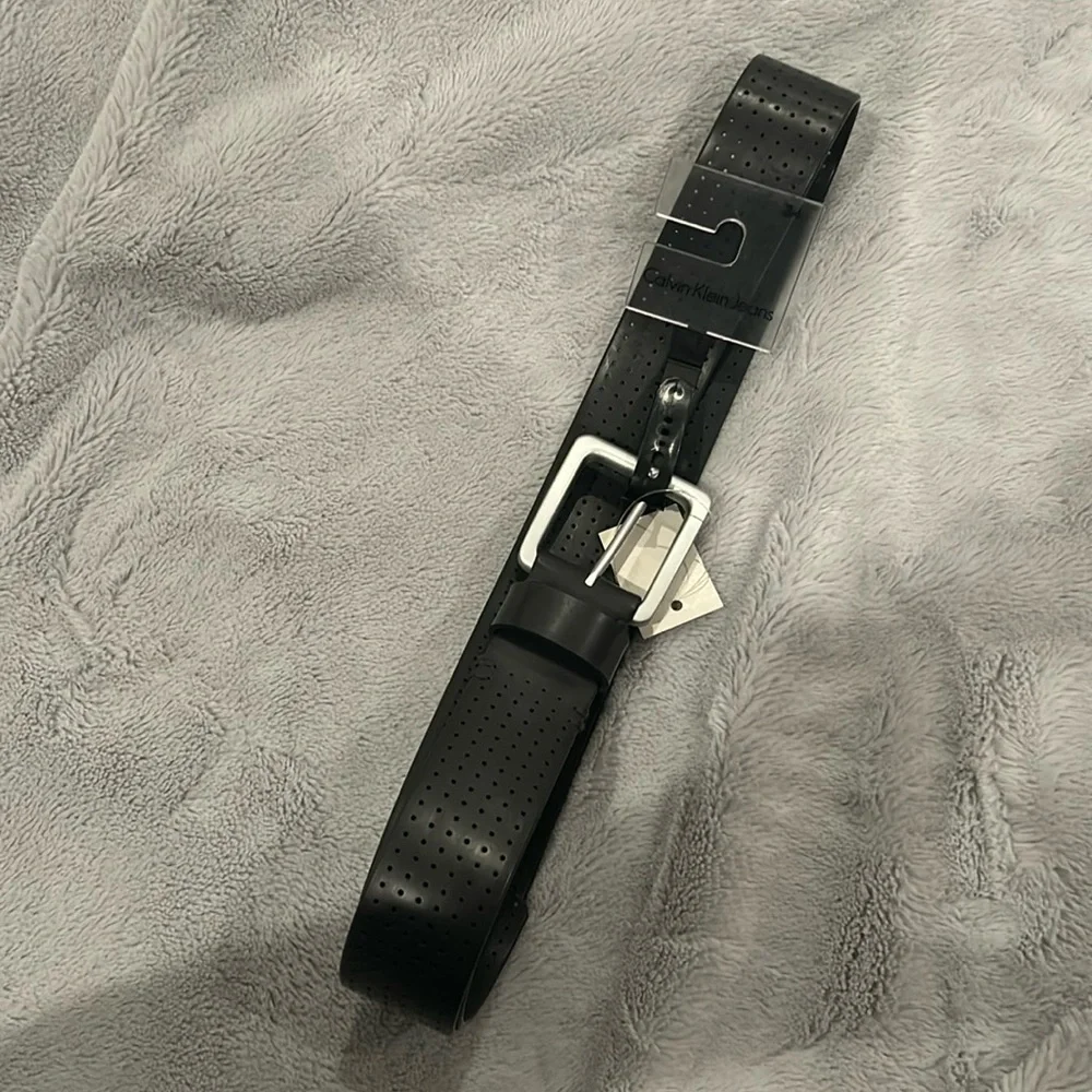 NWT Calvin Klein Jeans Men’s Belt Black Gray